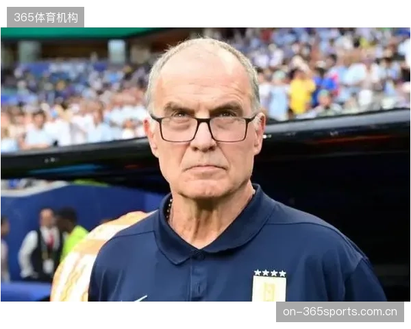 乌拉圭将在H组与西班牙上演战术对决，贝尔萨的高压体系将直接挑战西班牙的传控足球。